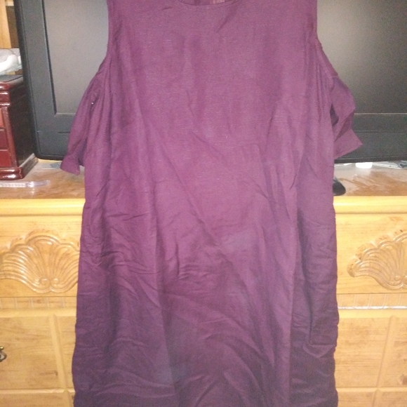 Dress - Picture 1 of 3